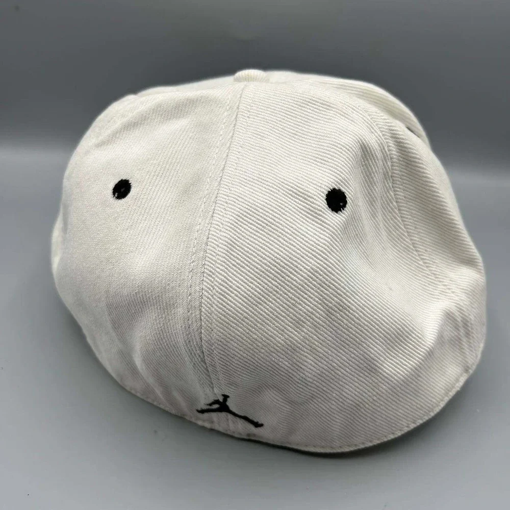 Air‎ Jordan Hat Men 7 1/4 White Black Embroidered Jumpman Fitted Cap Cotton